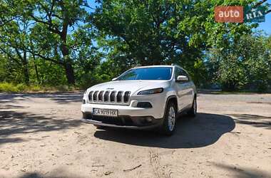 Внедорожник / Кроссовер Jeep Cherokee 2015 в Киеве
