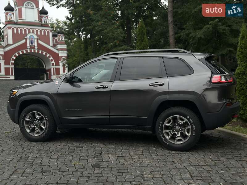 Внедорожник / Кроссовер Jeep Cherokee 2018 в Киеве