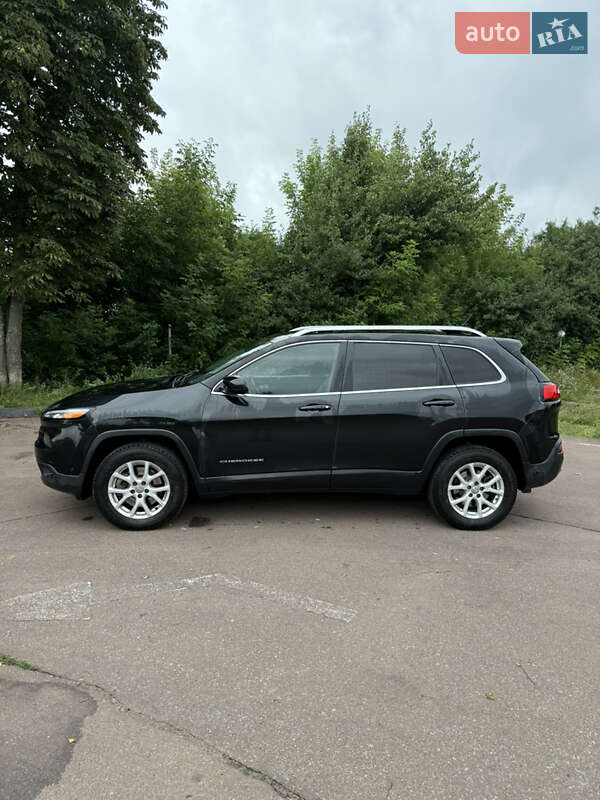 Внедорожник / Кроссовер Jeep Cherokee 2013 в Шостке