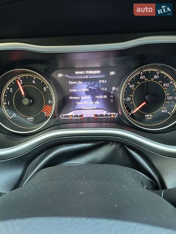 Позашляховик / Кросовер Jeep Cherokee 2013 в Києві фото 5 Позашляховик / Кросовер Jeep Cherokee 2013 в Києві