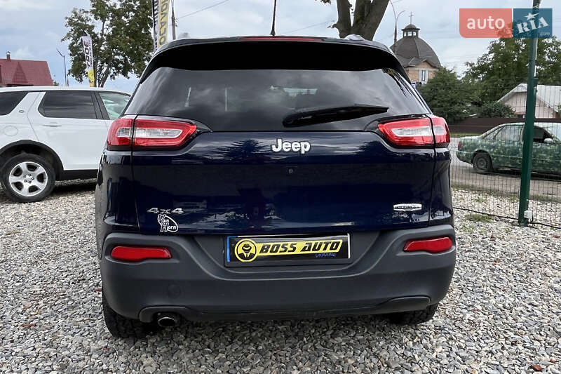 Внедорожник / Кроссовер Jeep Cherokee 2015 в Коломые