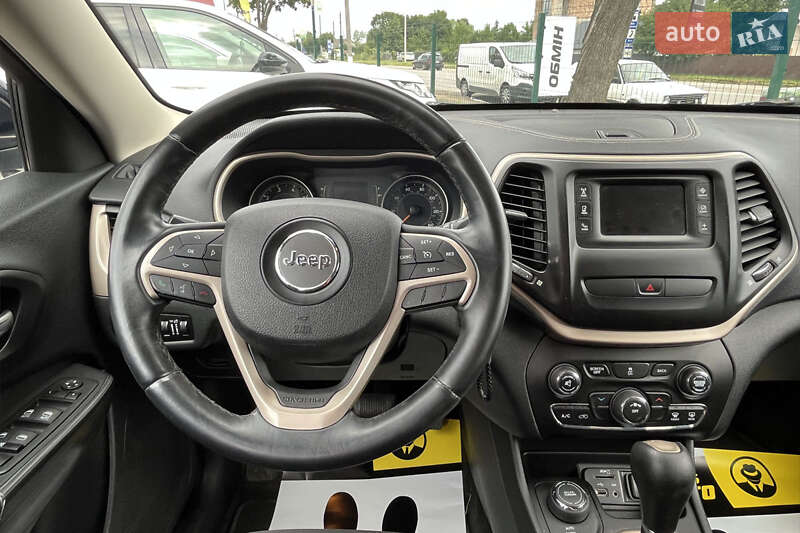 Внедорожник / Кроссовер Jeep Cherokee 2015 в Коломые