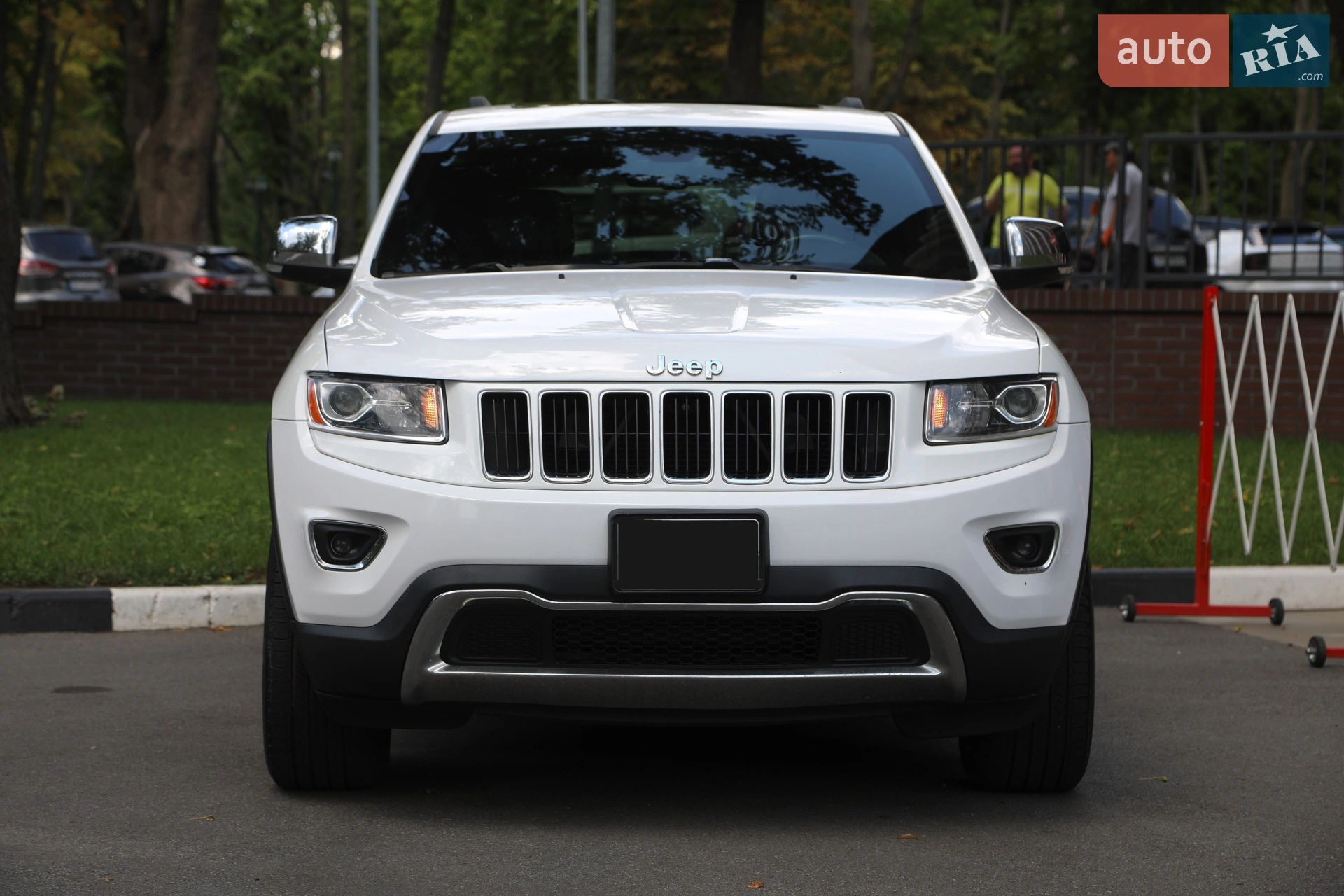 2013 Jeep Grand Cherokee - мініатюра 2