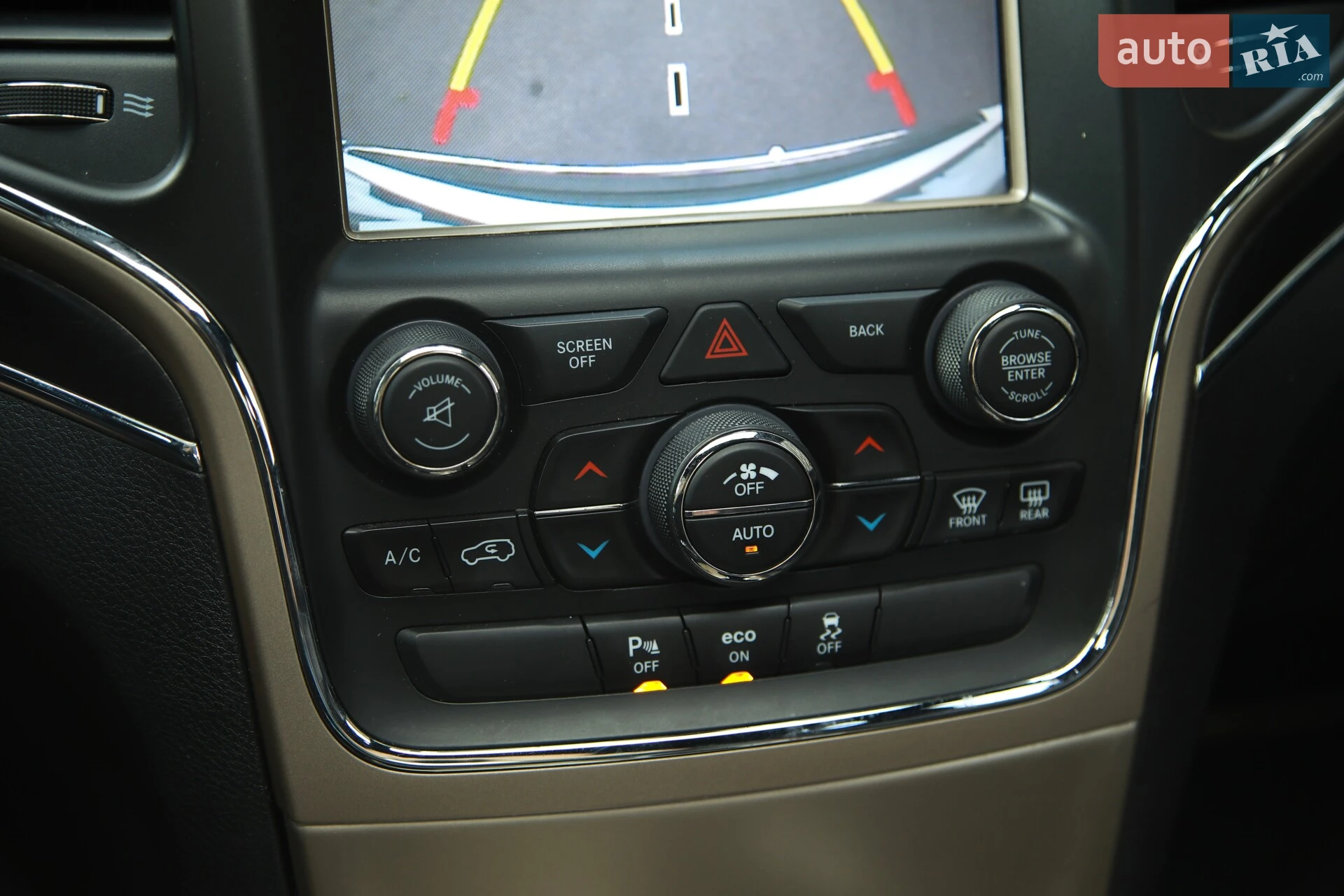 2013 Jeep Grand Cherokee - мініатюра 17