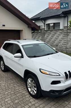 Позашляховик / Кросовер Jeep Cherokee 2016 в Рівному