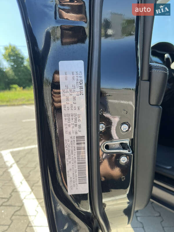 Внедорожник / Кроссовер Jeep Cherokee 2018 в Киеве