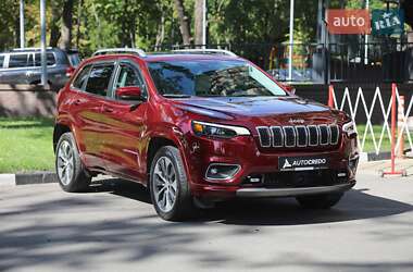 Внедорожник / Кроссовер Jeep Cherokee 2018 в 