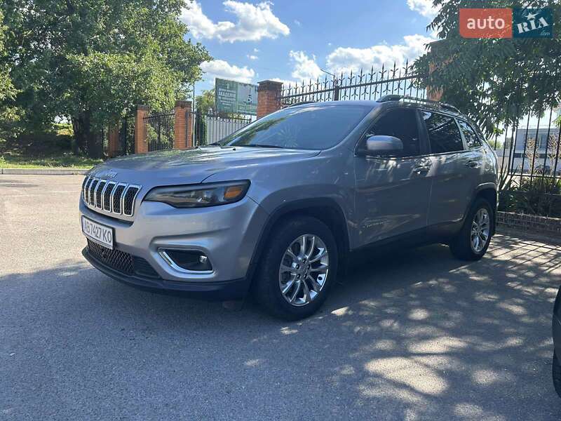 Внедорожник / Кроссовер Jeep Cherokee 2021 в 