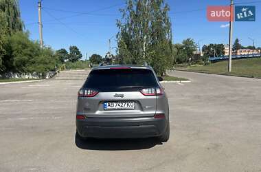 Внедорожник / Кроссовер Jeep Cherokee 2021 в 