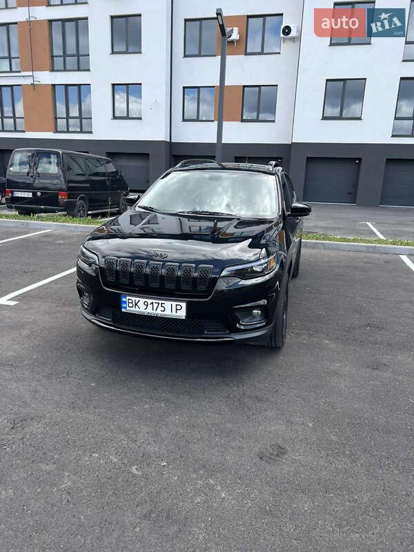 Внедорожник / Кроссовер Jeep Cherokee 2019 в Ровно