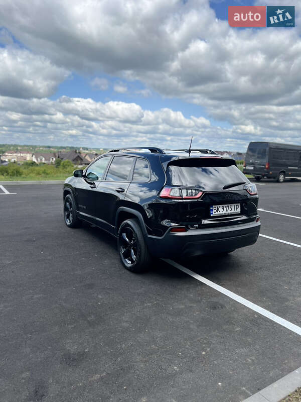 Внедорожник / Кроссовер Jeep Cherokee 2019 в Ровно