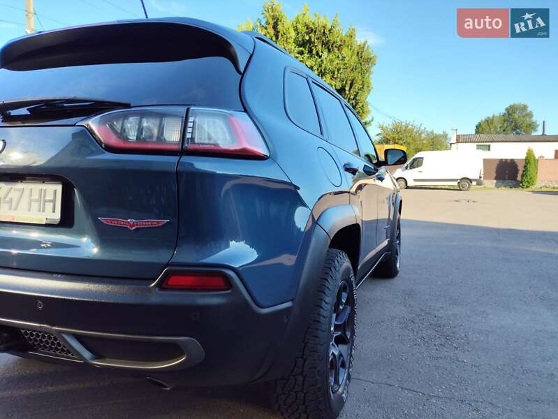 Позашляховик / Кросовер Jeep Cherokee 2019 в Кременчуці