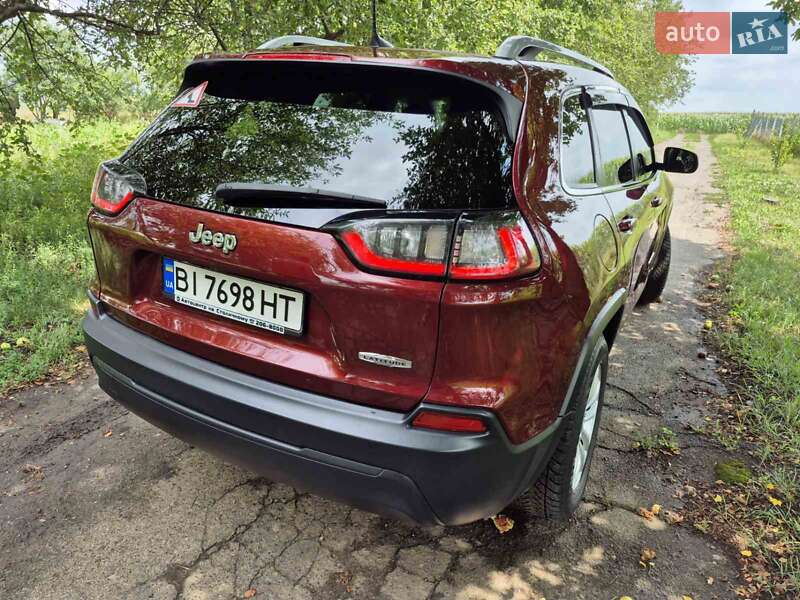 Позашляховик / Кросовер Jeep Cherokee 2019 в Полтаві