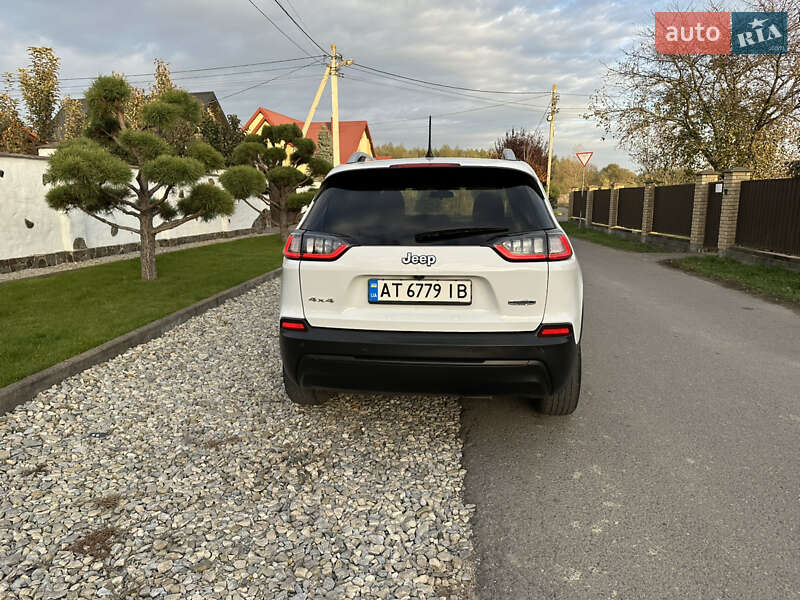 Внедорожник / Кроссовер Jeep Cherokee 2019 в Ивано-Франковске