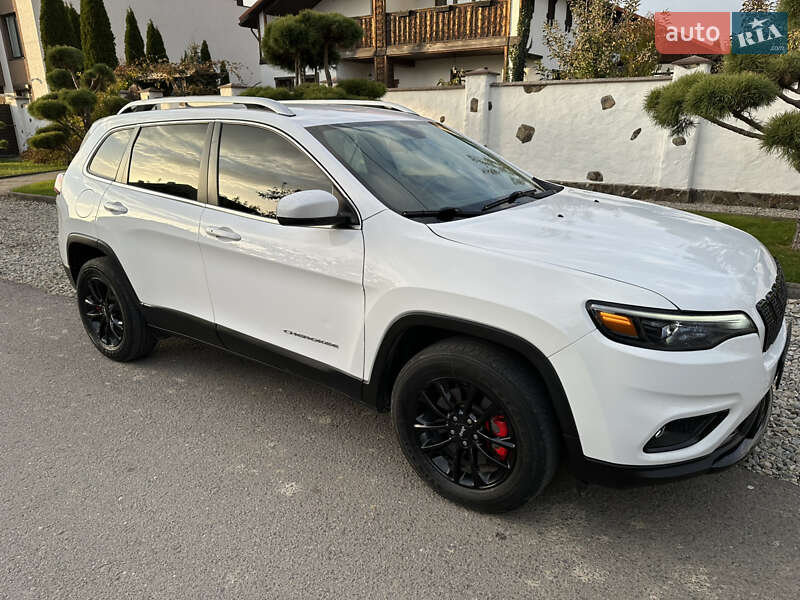 Внедорожник / Кроссовер Jeep Cherokee 2019 в Ивано-Франковске