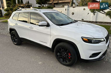 Внедорожник / Кроссовер Jeep Cherokee 2019 в 