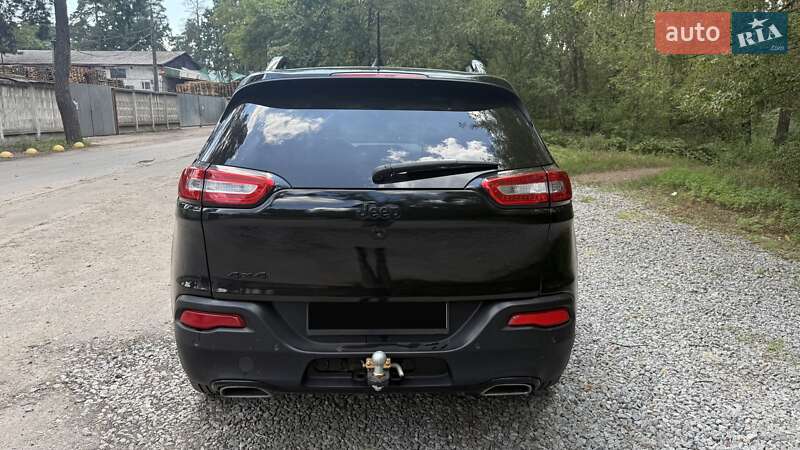 Позашляховик / Кросовер Jeep Cherokee 2016 в Києві