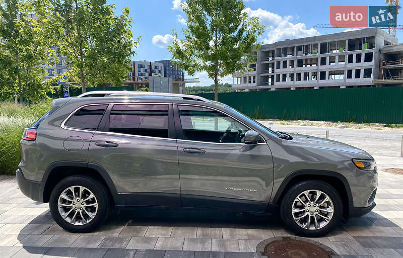 Позашляховик / Кросовер Jeep Cherokee 2020 в Києві
