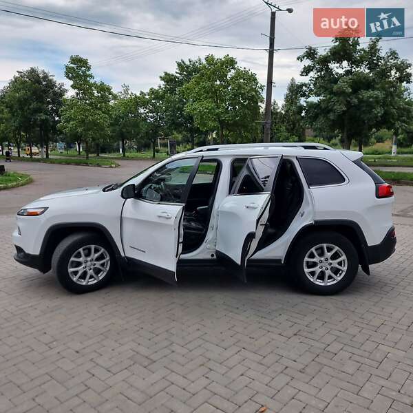 Позашляховик / Кросовер Jeep Cherokee 2016 в Калуші
