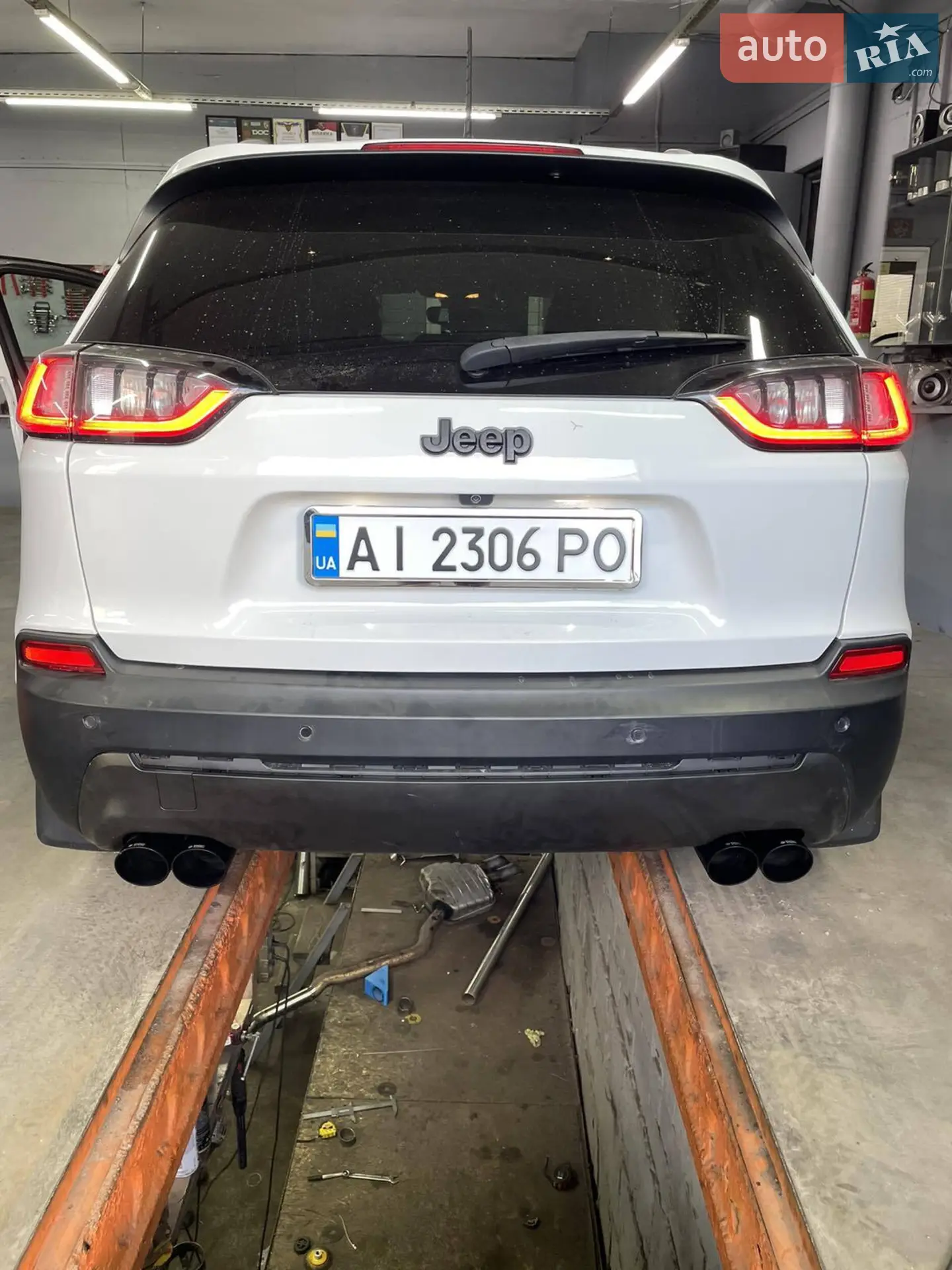 2019 Jeep Cherokee - мініатюра 13
