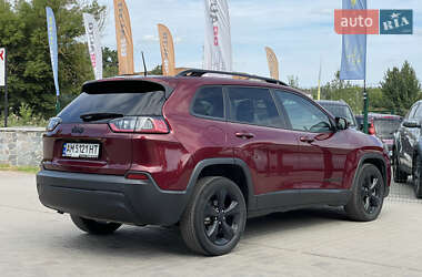 Внедорожник / Кроссовер Jeep Cherokee 2020 в 