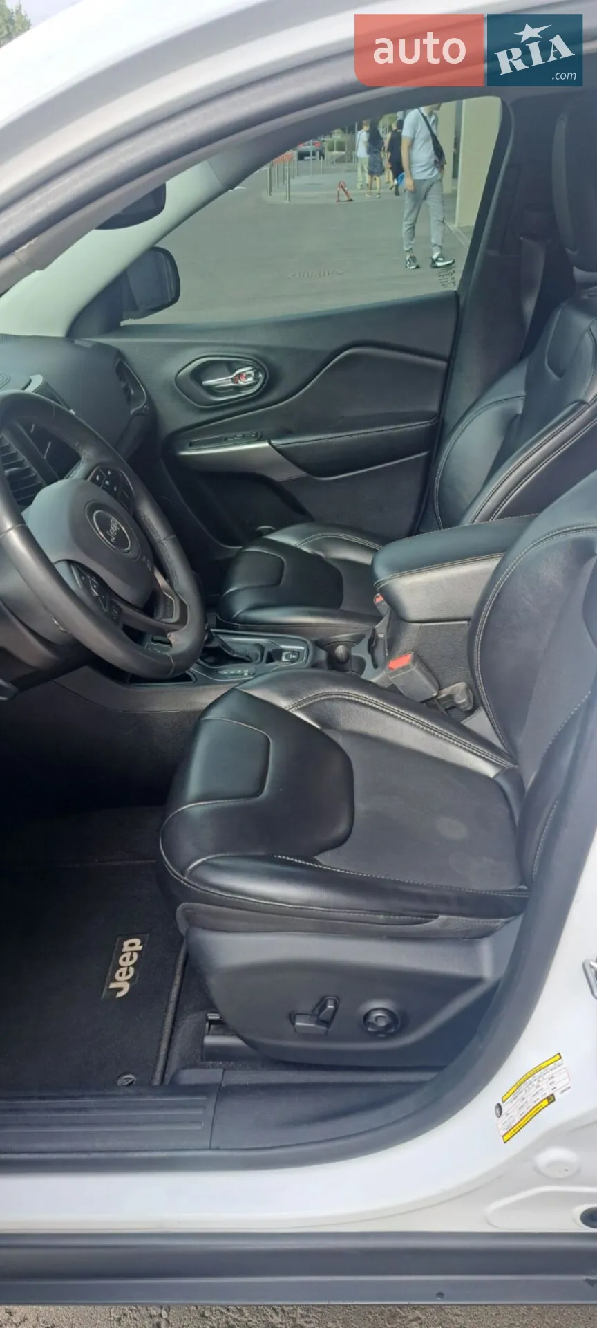 2019 Jeep Cherokee - мініатюра 10