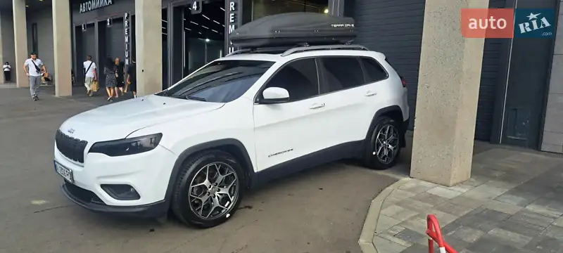 Jeep Cherokee