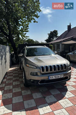 Внедорожник / Кроссовер Jeep Cherokee 2016 в Харькове