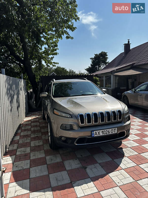 Позашляховик / Кросовер Jeep Cherokee 2016 в Харкові