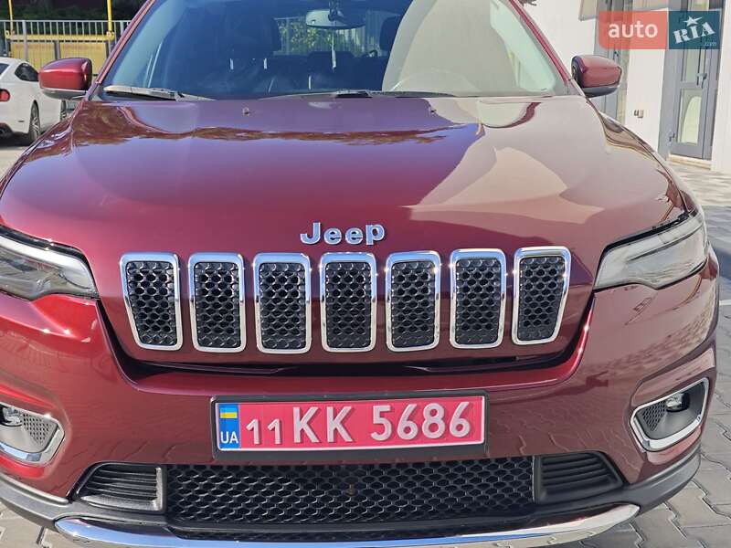Внедорожник / Кроссовер Jeep Cherokee 2019 в Киеве