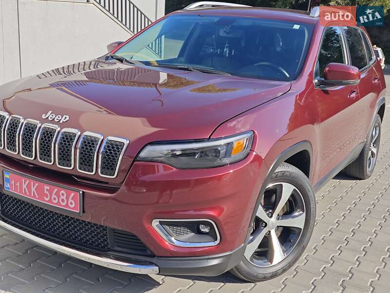 Внедорожник / Кроссовер Jeep Cherokee 2019 в Киеве