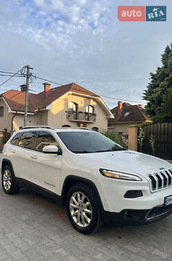 Внедорожник / Кроссовер Jeep Cherokee 2016 в Ужгороде