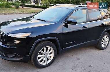 Внедорожник / Кроссовер Jeep Cherokee 2015 в Киеве