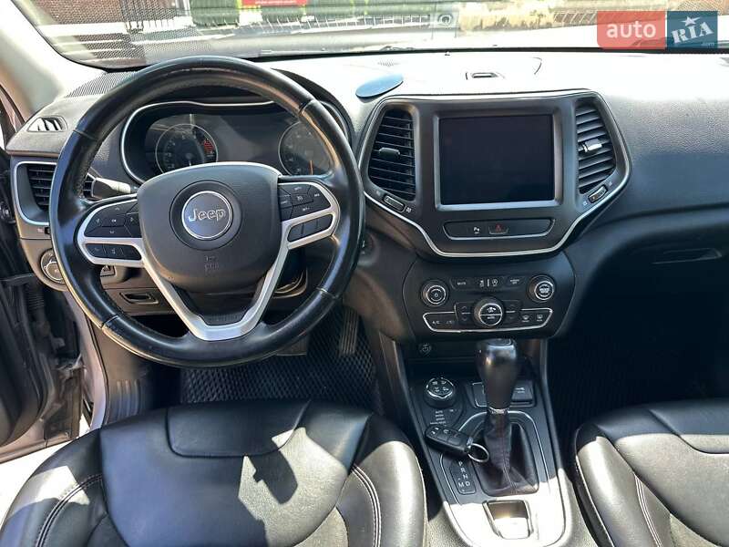 Внедорожник / Кроссовер Jeep Cherokee 2020 в Гайсине фото 11 Внедорожник / Кроссовер Jeep Cherokee 2020 в Гайсине