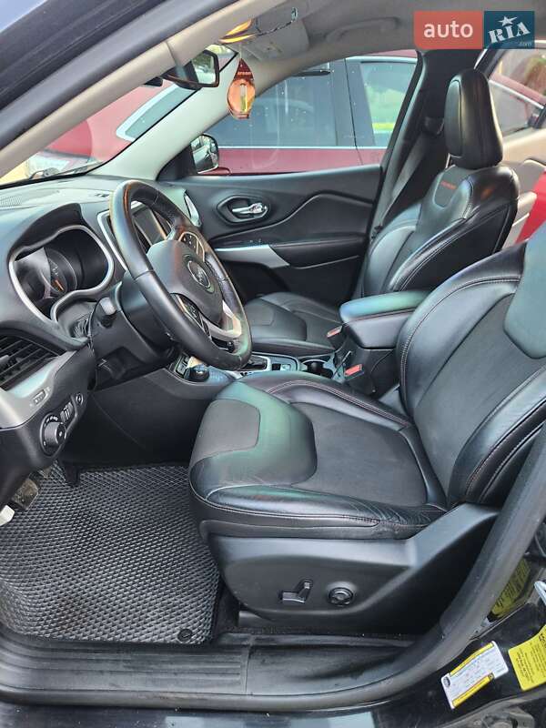 Позашляховик / Кросовер Jeep Cherokee 2017 в Вінниці