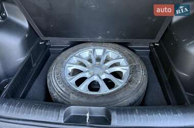 Внедорожник / Кроссовер Jeep Cherokee 2018 в Гайвороне