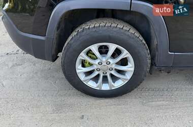 Внедорожник / Кроссовер Jeep Cherokee 2018 в Гайвороне