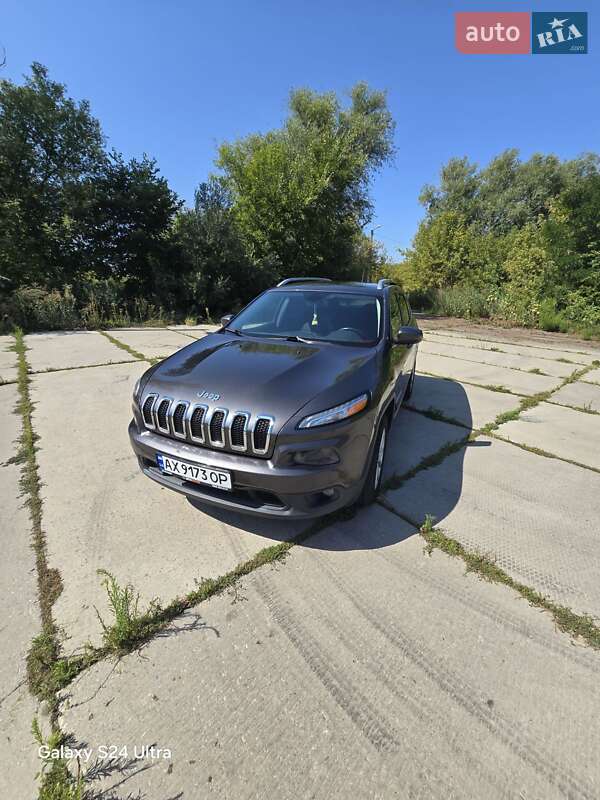 Внедорожник / Кроссовер Jeep Cherokee 2016 в Харькове фото 2 Внедорожник / Кроссовер Jeep Cherokee 2016 в Харькове