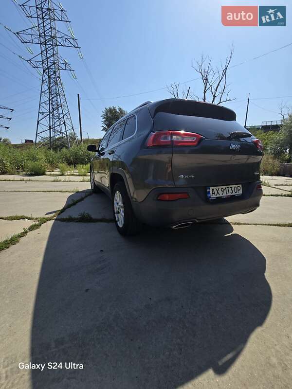 Внедорожник / Кроссовер Jeep Cherokee 2016 в Харькове фото 13 Внедорожник / Кроссовер Jeep Cherokee 2016 в Харькове