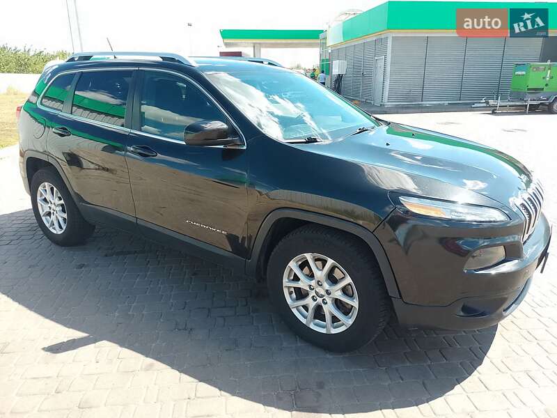 Внедорожник / Кроссовер Jeep Cherokee 2014 в Полтаве