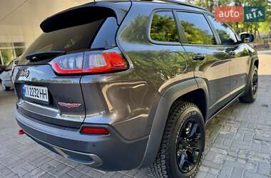 Внедорожник / Кроссовер Jeep Cherokee 2018 в 