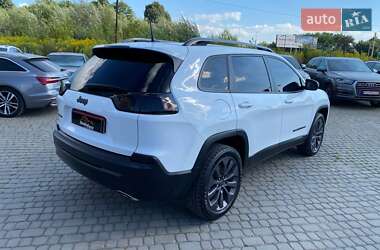 Внедорожник / Кроссовер Jeep Cherokee 2020 в 