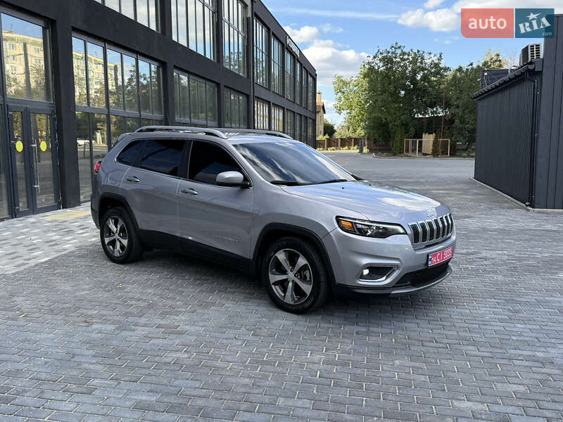Позашляховик / Кросовер Jeep Cherokee 2019 в Полтаві фото 11 Позашляховик / Кросовер Jeep Cherokee 2019 в Полтаві