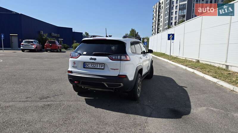 Позашляховик / Кросовер Jeep Cherokee 2020 в Львові