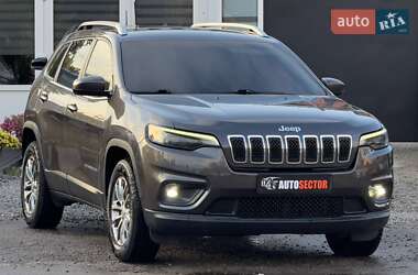 Внедорожник / Кроссовер Jeep Cherokee 2018 в 