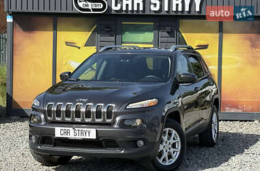Внедорожник / Кроссовер Jeep Cherokee 2014 в Стрые
