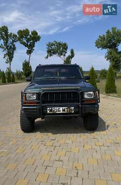 Позашляховик / Кросовер Jeep Cherokee 1994 в Ільниці