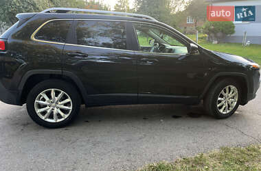 Внедорожник / Кроссовер Jeep Cherokee 2015 в 