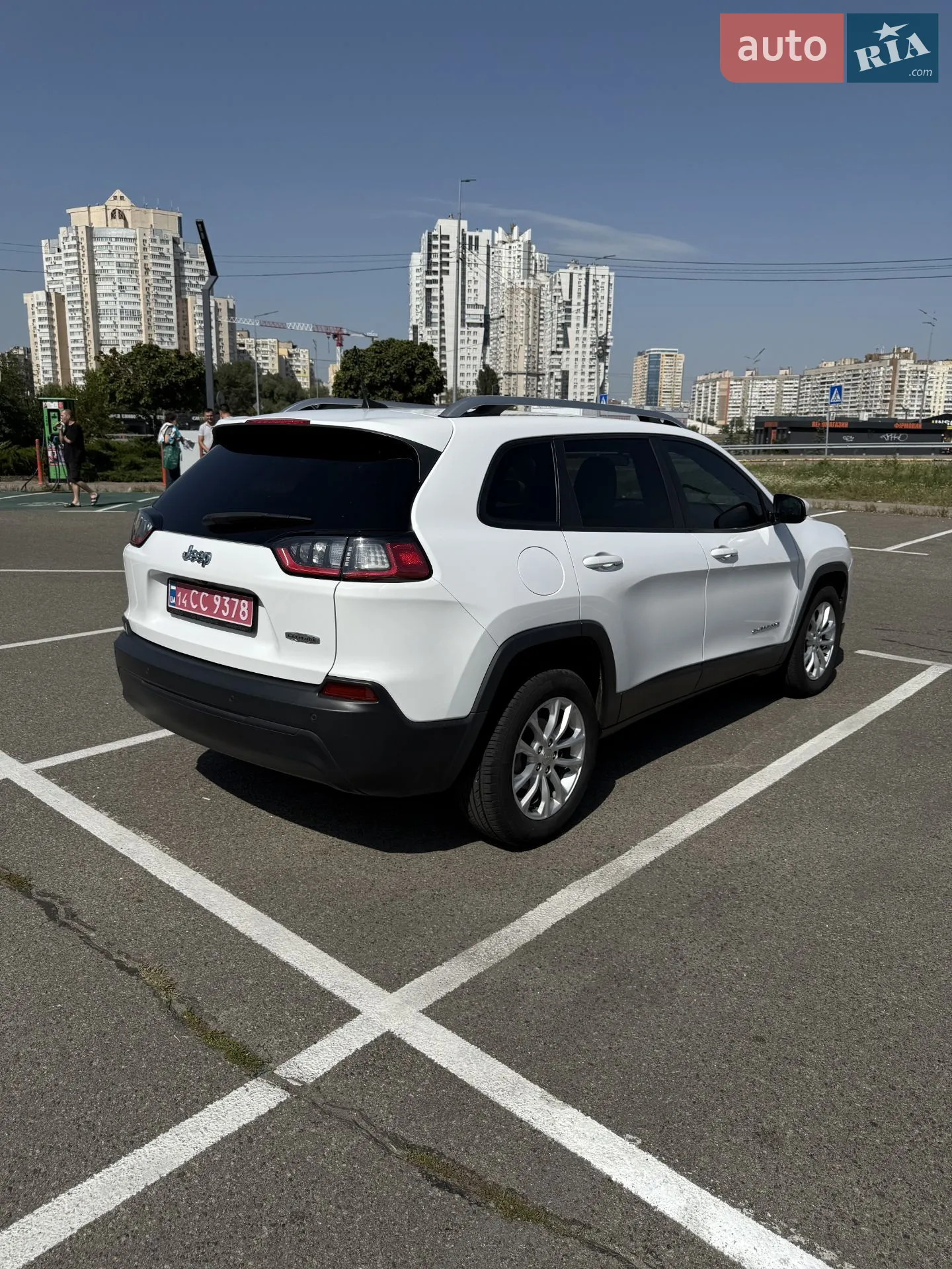 2020 Jeep Cherokee - мініатюра 5