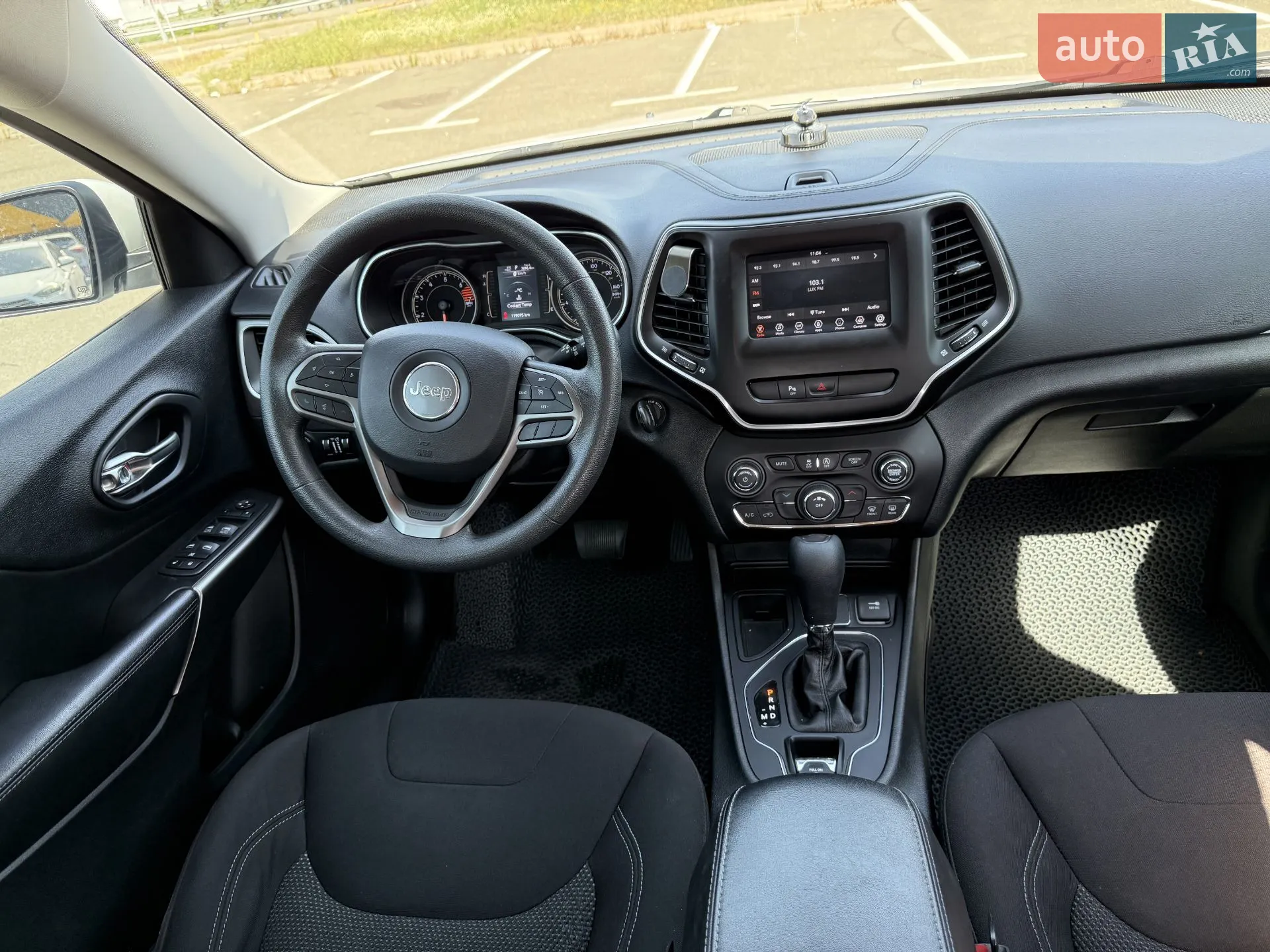 2020 Jeep Cherokee - мініатюра 16